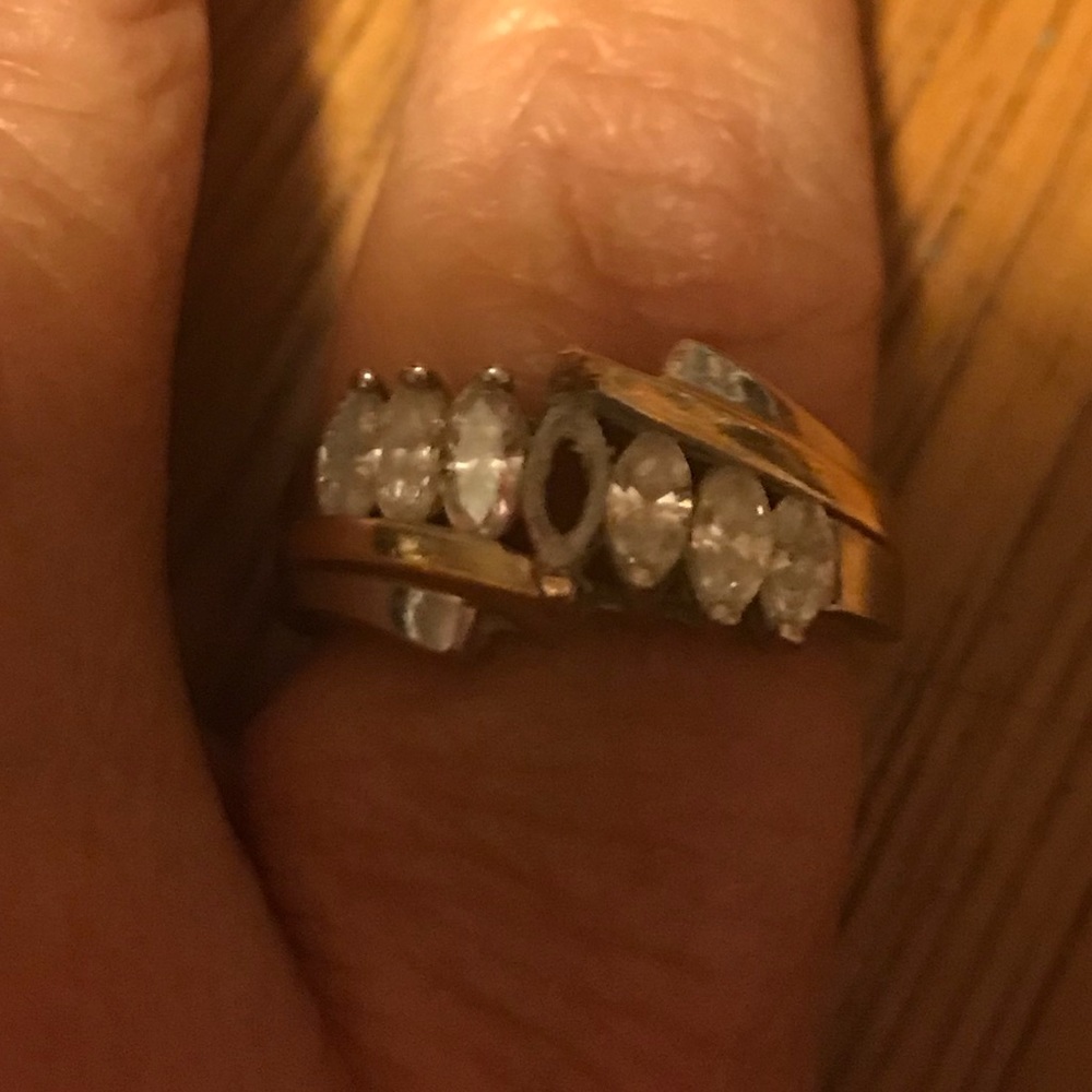 Beautiful yellow and white gold ring