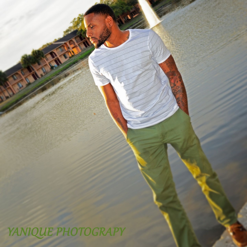 Meet your Posher, Levi