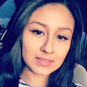 Meet your Posher, Rocio