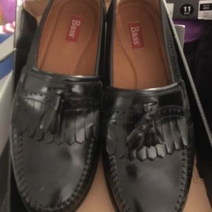 EUC. Bass Weejuns Slip On Loafers Men’s Size 11
