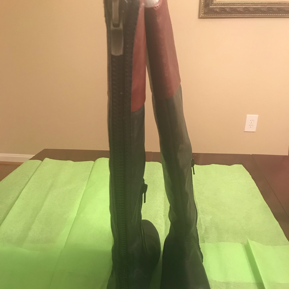 BCBG Generation Leather Riding Boots Size 7 1/2.