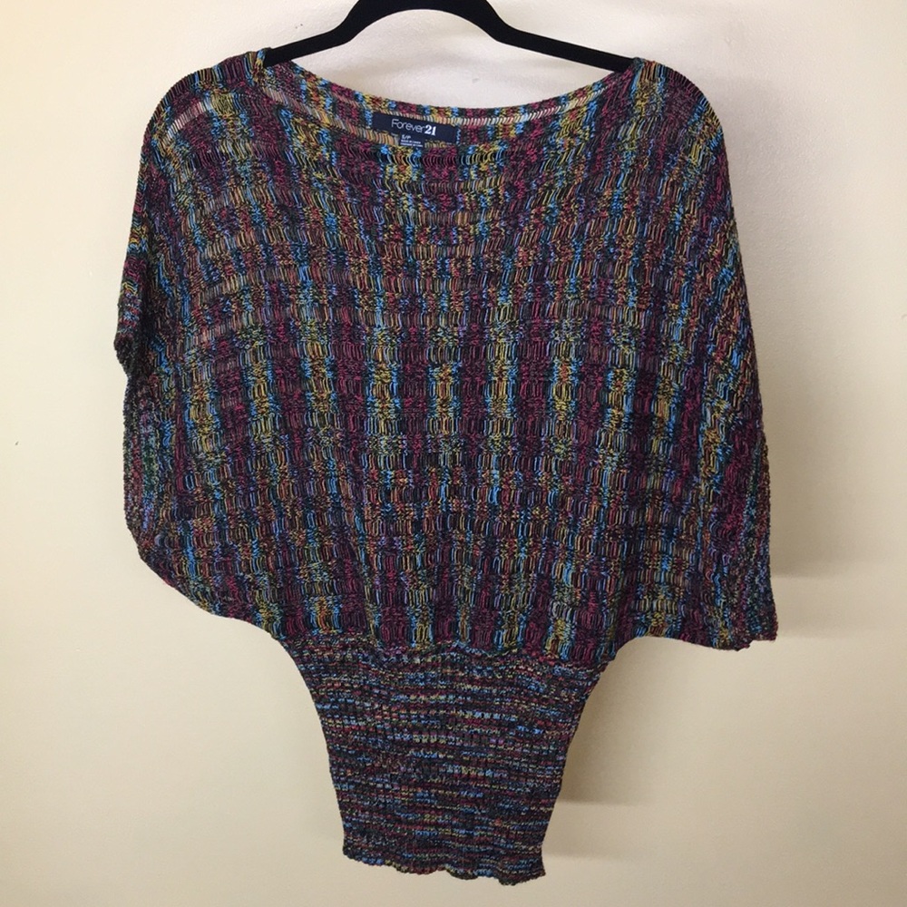 Lightweight crocheted like sweater top size S