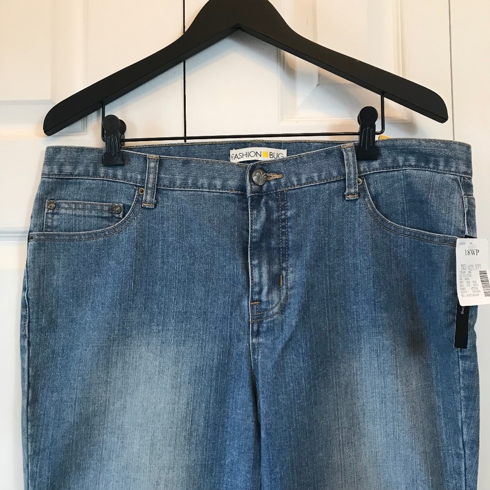 Fashion Bug "Right Fit" Boot Cut Jeans sz 18W Pet - Picture 3 of 6