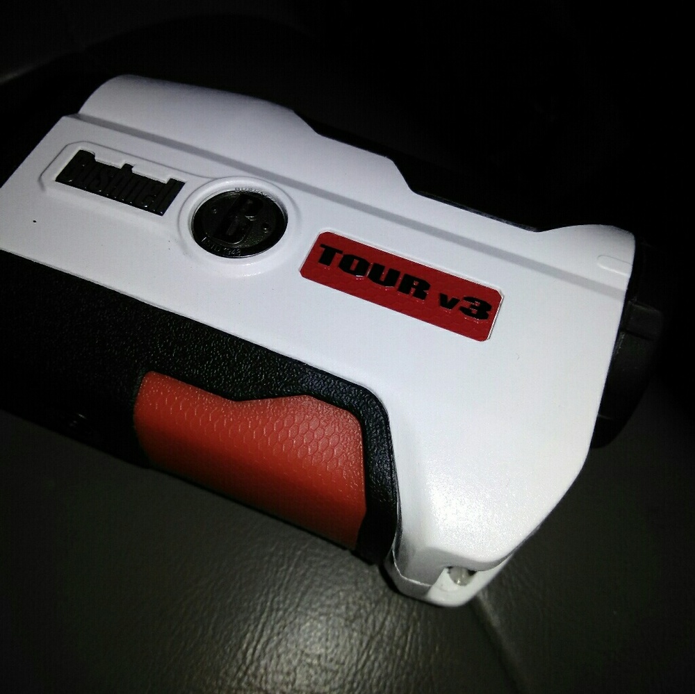 Bushnell tour v3 rangefinder