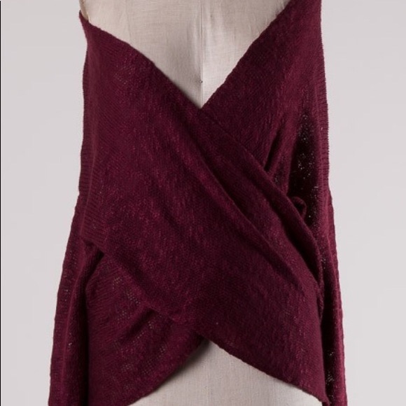 Crisscross Burgundy Sweater - Picture 7 of 8