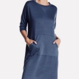 Bobeau Blue Kangaroo Pouch Pocket Shift Dress
