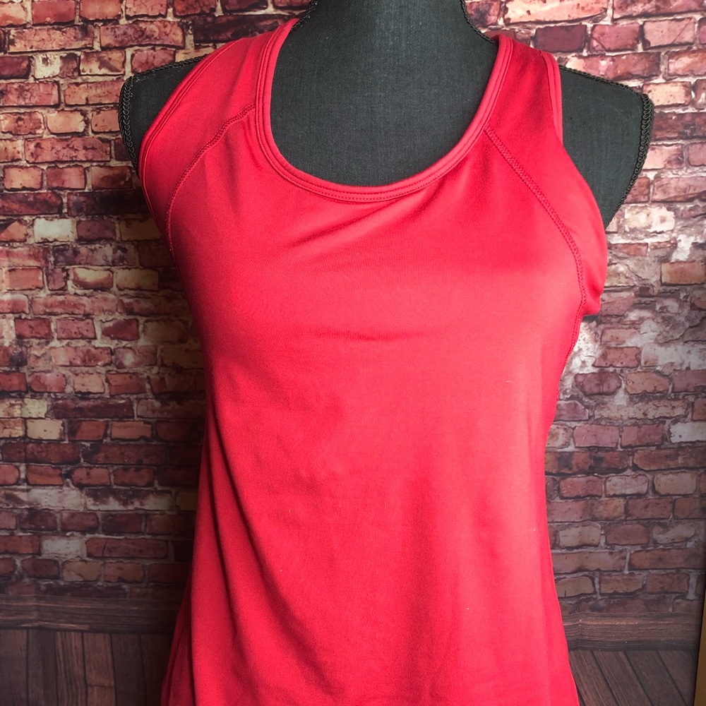Athleta Racerback burgundy tank