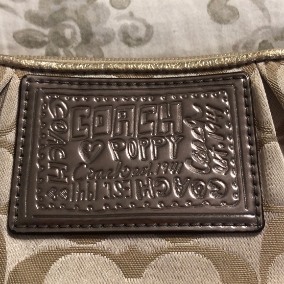 Coach Poppy Wristlet - Picture 2 of 2