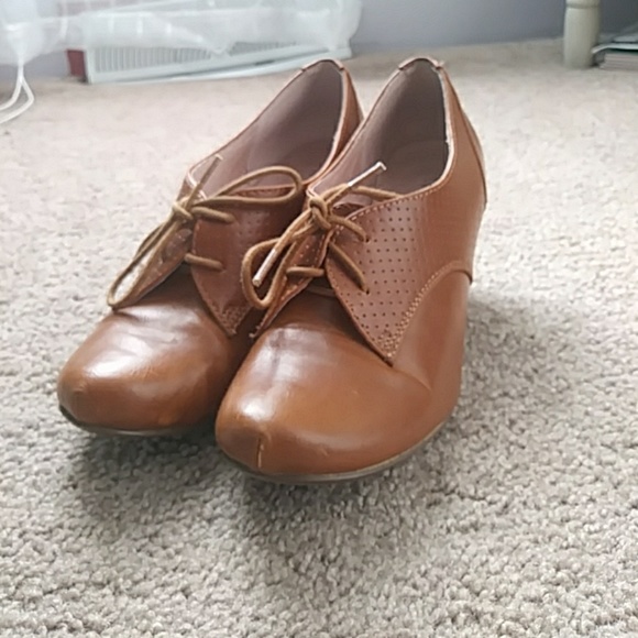 Modcloth Shoes - Brown Oxford Chelsea Crew shoes