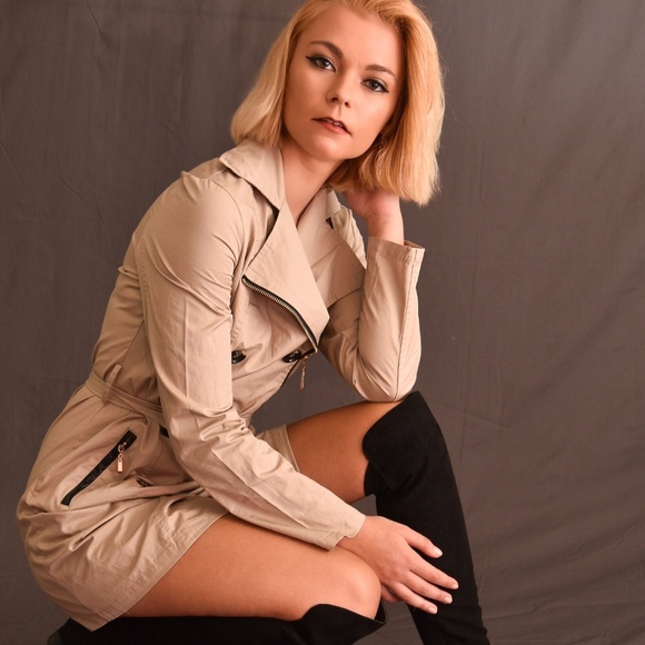 Meet Your Posher, Liz! - Picture 3 of 7