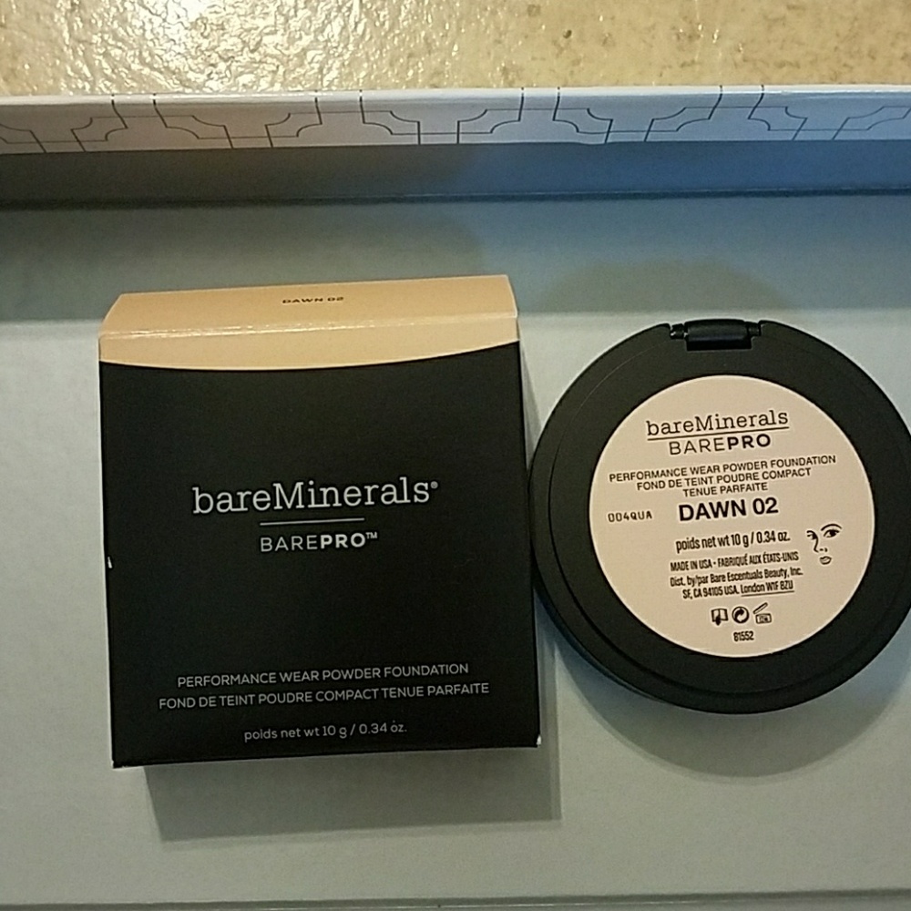 Barepro Foundation in 02 Dawn