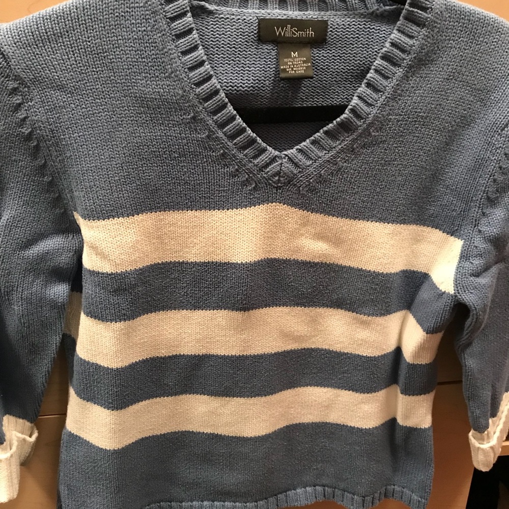 Sweater - Picture 1 of 2
