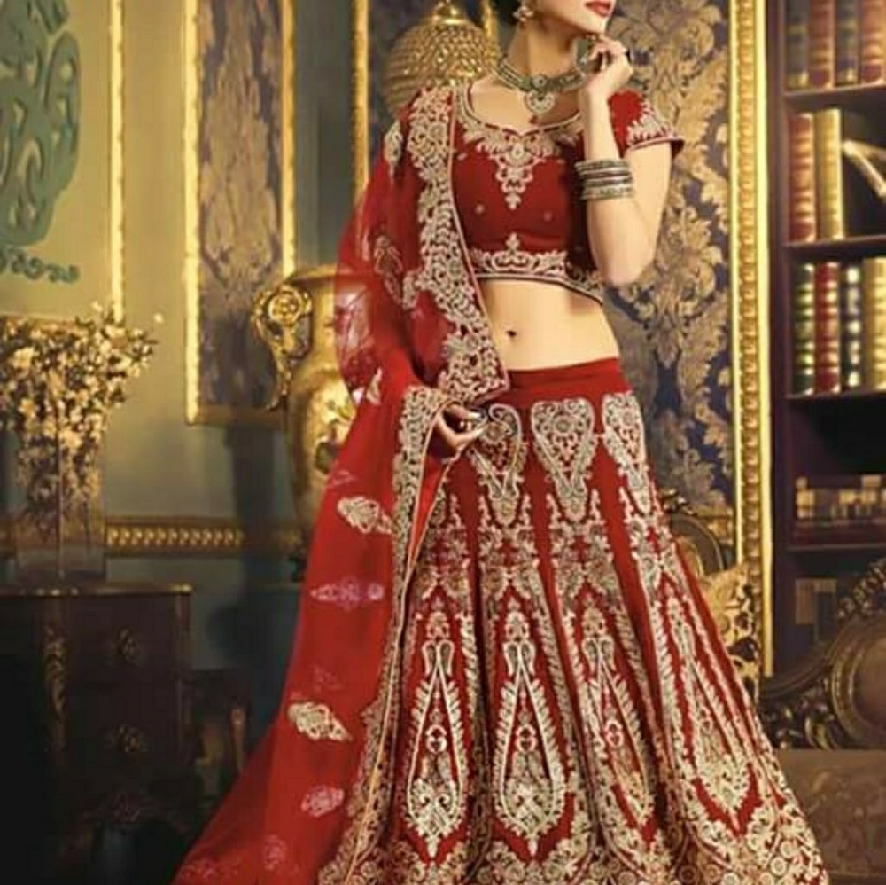 Wedding dress LENGHA