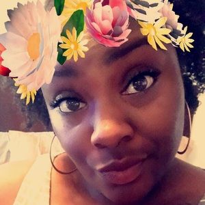 Meet your Posher, Sabrina