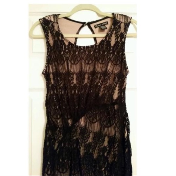 ❗️CLEARANCE ❗️Rachel & Chloe lace dress - Picture 4 of 5