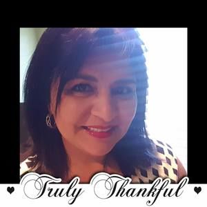 Meet your Posher, Claudia