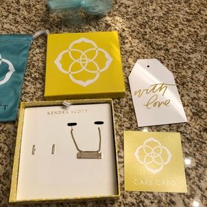 Kendra Scott White Druzy