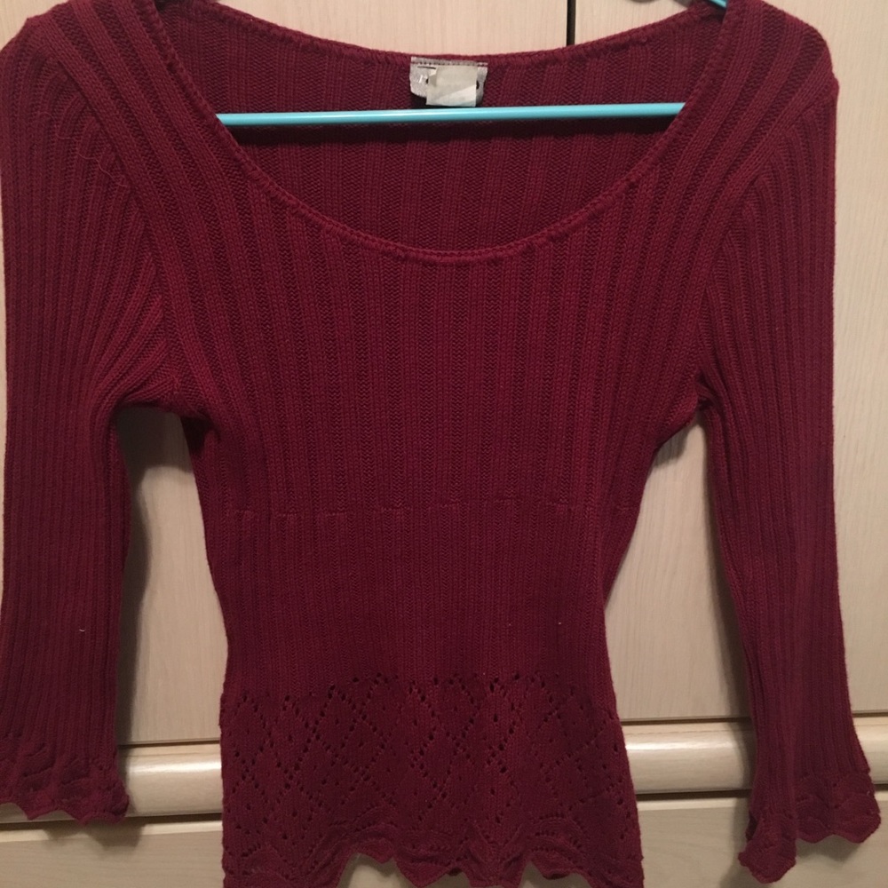 BARELY WORN Women’s Red Shirt