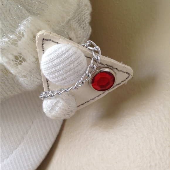 White Baker Boy Hat - Picture 3 of 4