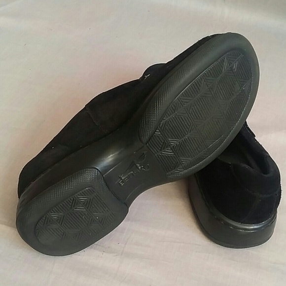 dansko mary jane sneakers