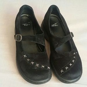 dansko mary jane sneakers
