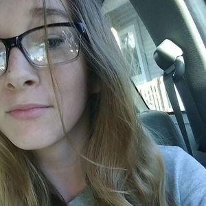 Meet your Posher, Corrina