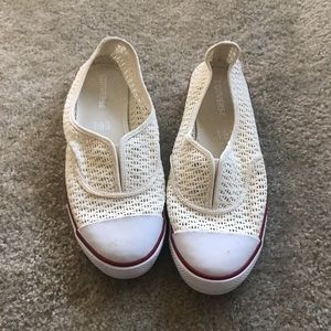 Converse crochet slip ons