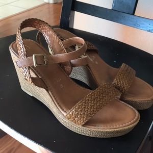 Wedge sandal