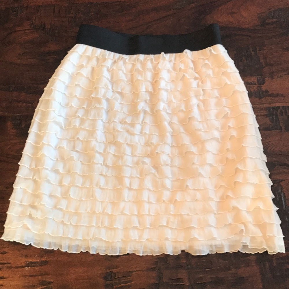 Ruffle skirt