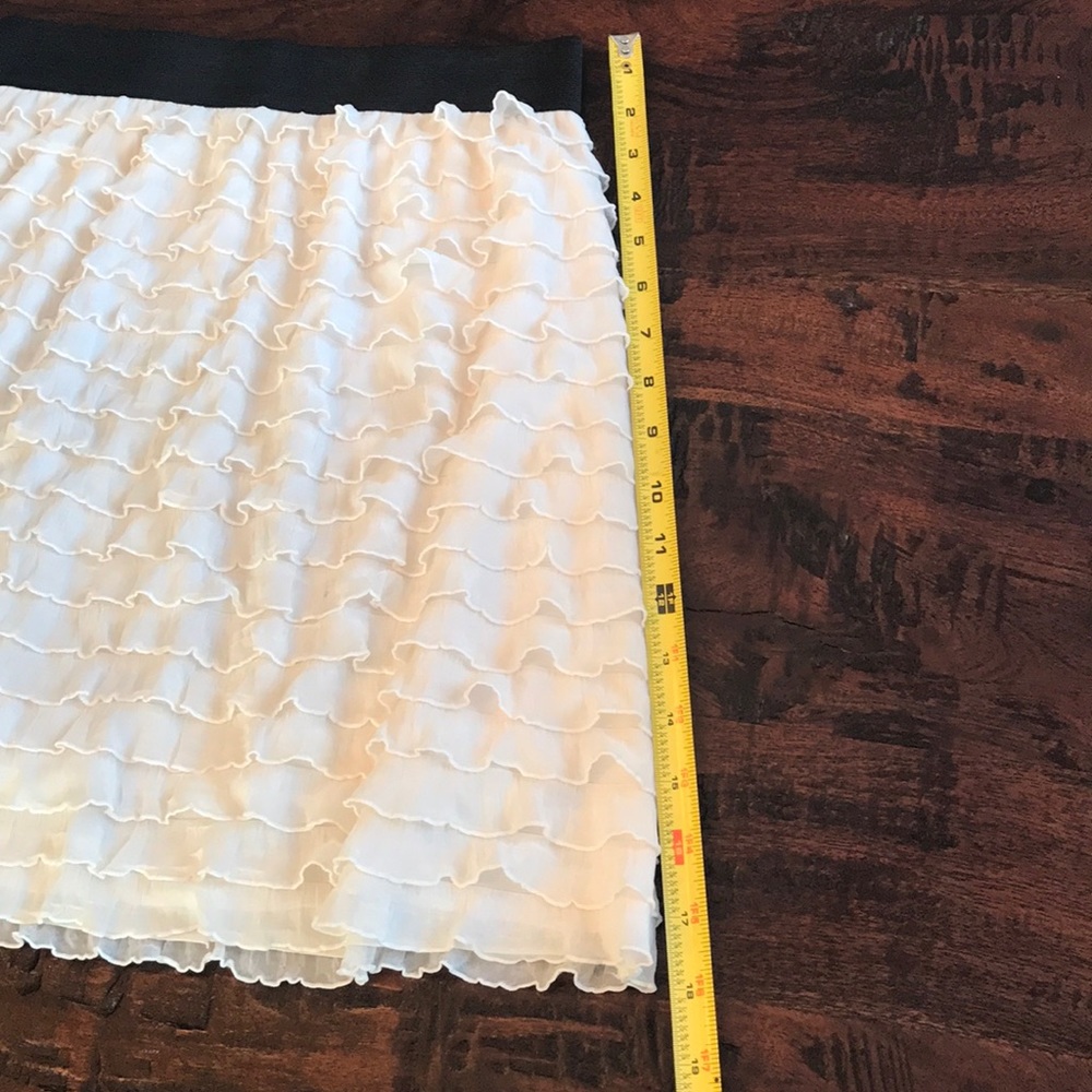 Ruffle skirt - Picture 4 of 4