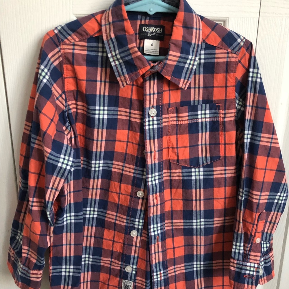 Boys long sleeve size 6 Osh Kosh Shirt