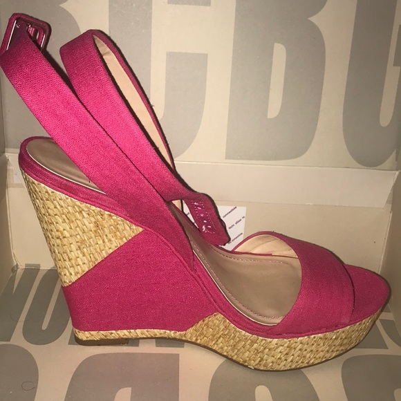 BCBG wedges - Picture 3 of 3