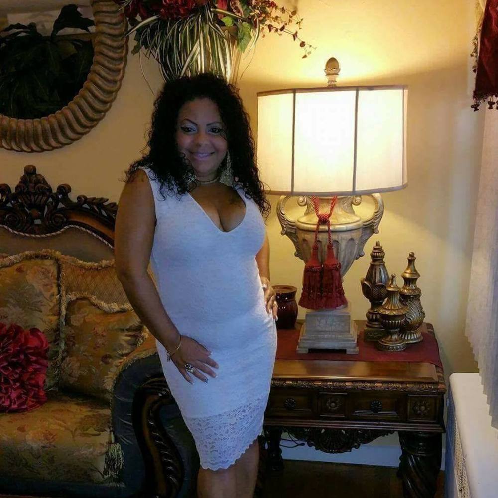 Meet your Posher, Evelyn figu