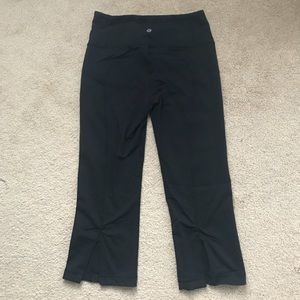 Lululemon Athletica Black Cropped Yoga Pants, Sz 6