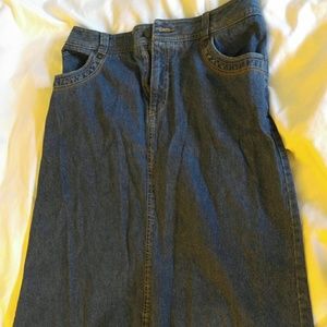 Denim skirt