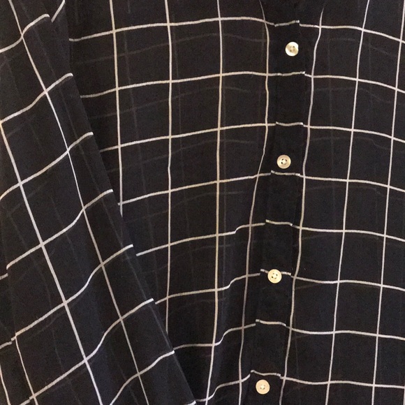 Hollister sheer top! - Picture 3 of 4