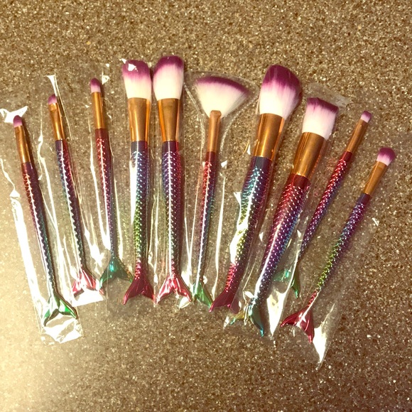 mermaid Other - 🌈Mermaid 10 count of brushes🌈