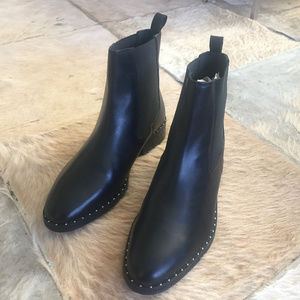 ❌River Island Studded Chelsea Boot Sophia