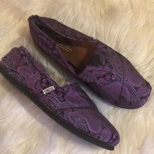 Toms Purple Paisley Special Edition
