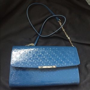 Carlo Pazolini blue patent purse/clutch.