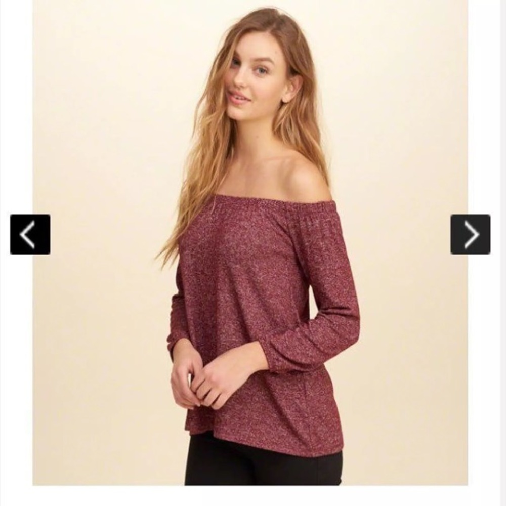 Hollister Must-Have Off The Shoulder Top
