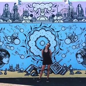 Meet your Posher, Ana