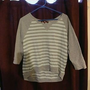 3/4 shirt by Almost Famous