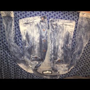 FINAL PRICE BRAND NEW Express jean jacket