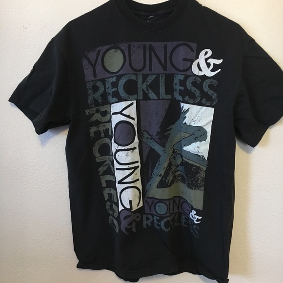 Young & Reckless Other - Young and reckless large black graphic tee