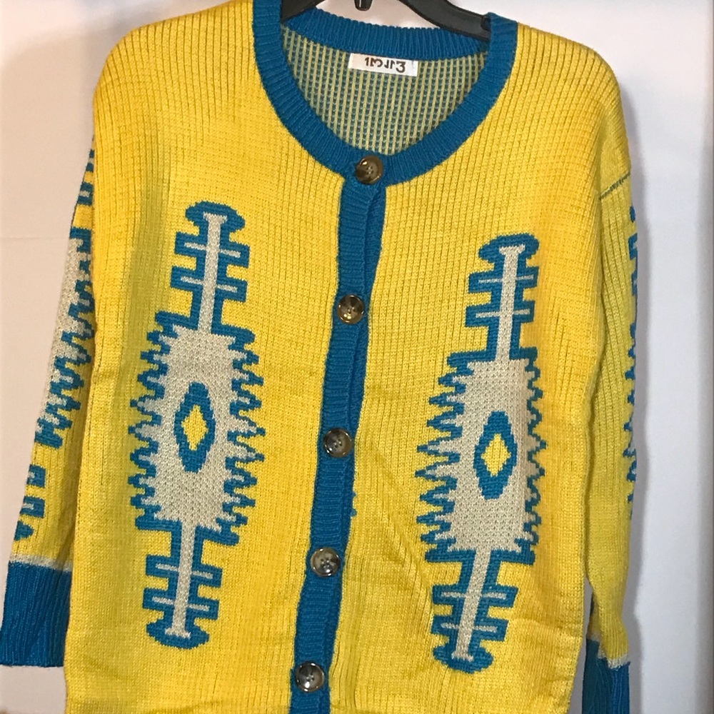 Sweater - Picture 2 of 4