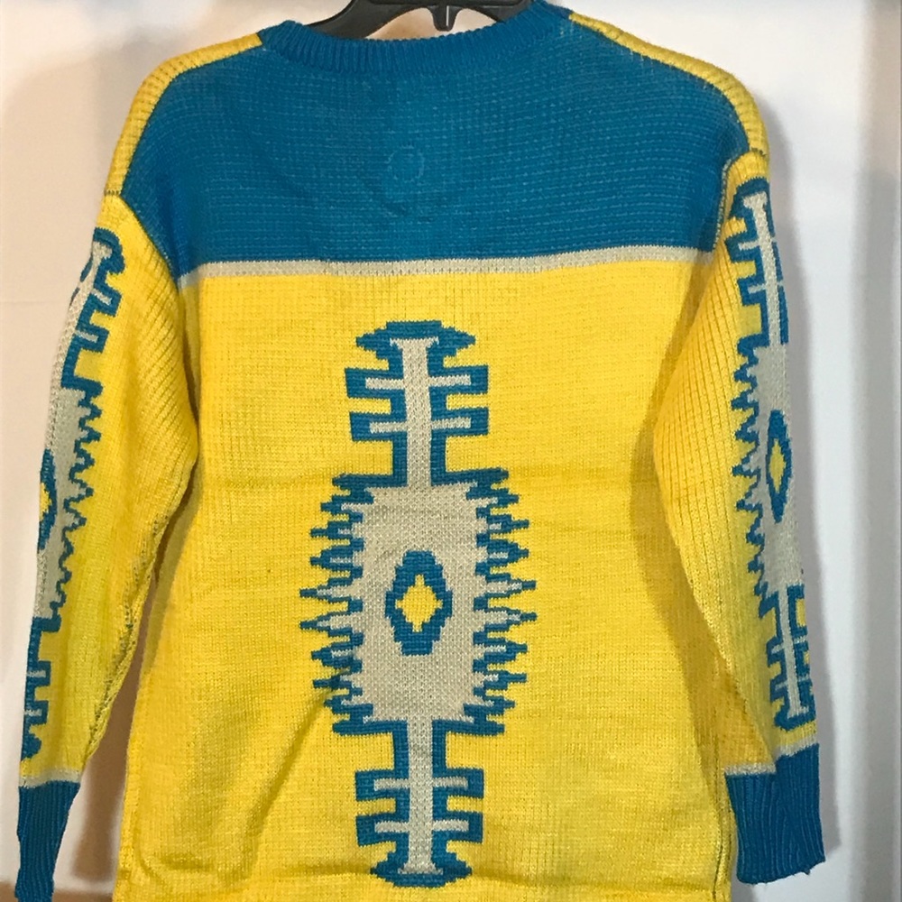 Sweater - Picture 3 of 4