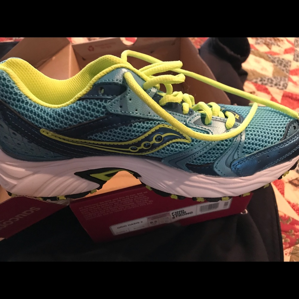 Women’s Saucony running shoes