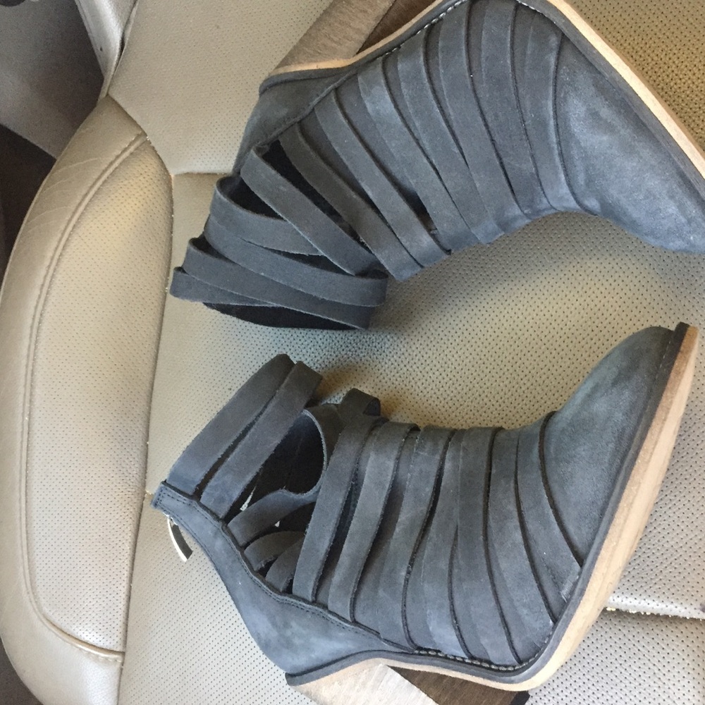 Free people carrera distressed boots