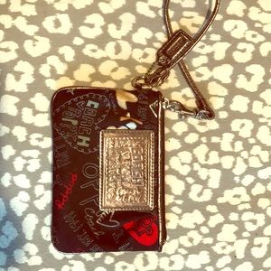 Coach wristlet (authentic)